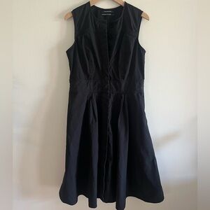 Club Monaco black sleeveless pleated fit & flare dress size 8